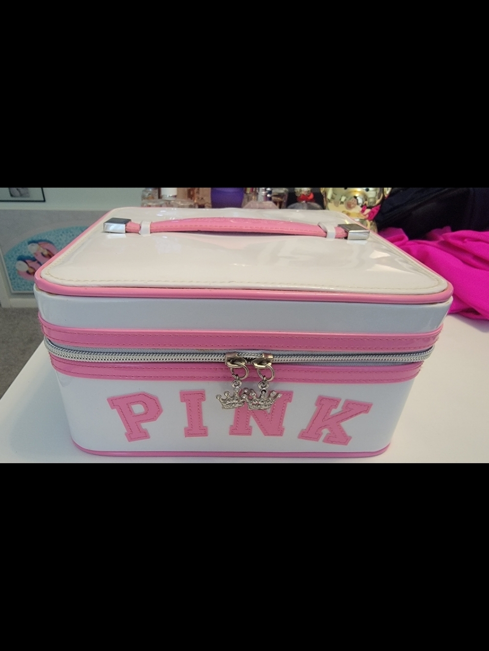 Vintage Y2K Victoria's Secret PINK Cosmetic Train Case in White and Pink - Picture 10 of 10